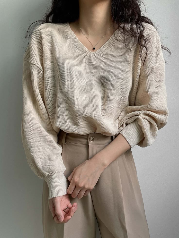 Kaszmirowy Sweter Oversize z Dekoltem V-Neck Lily Alabaster